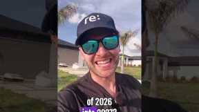 Florida's housing market downturn is accelerating (new builds houses lining streets)